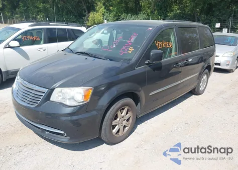 2012 Chrysler Town & Country Touring z USA, uszkodzony, nr VIN 2C4RC1BG1CR289656